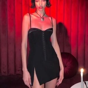 I am Gia Friella Dress
LIKE NEW